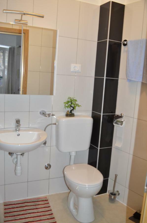 Apartment Kastilac Kaštela Esterno foto